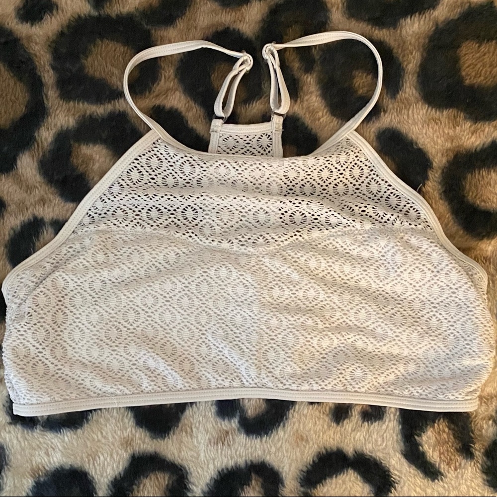 Juniors Women’s White Bathing Suit Top Tankini Bikini Large L Swimsuit